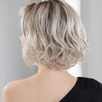 PARRUCCA STELLA MONO PART CAPELLI MEDI MOSSI