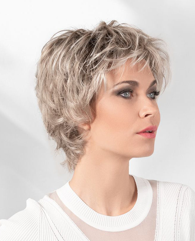 PARRUCCA VANITY CAPELLI CORTI MOSSI